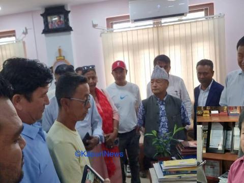 प्रक्रिया पुरा भएका योजनाको भुक्तानी गर्न २९ कार्यपालिका सदस्यले बुझाए नगरप्रमुखलाई ध्यानाकर्षण पत्र
